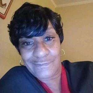 Meet your Posher, Constance